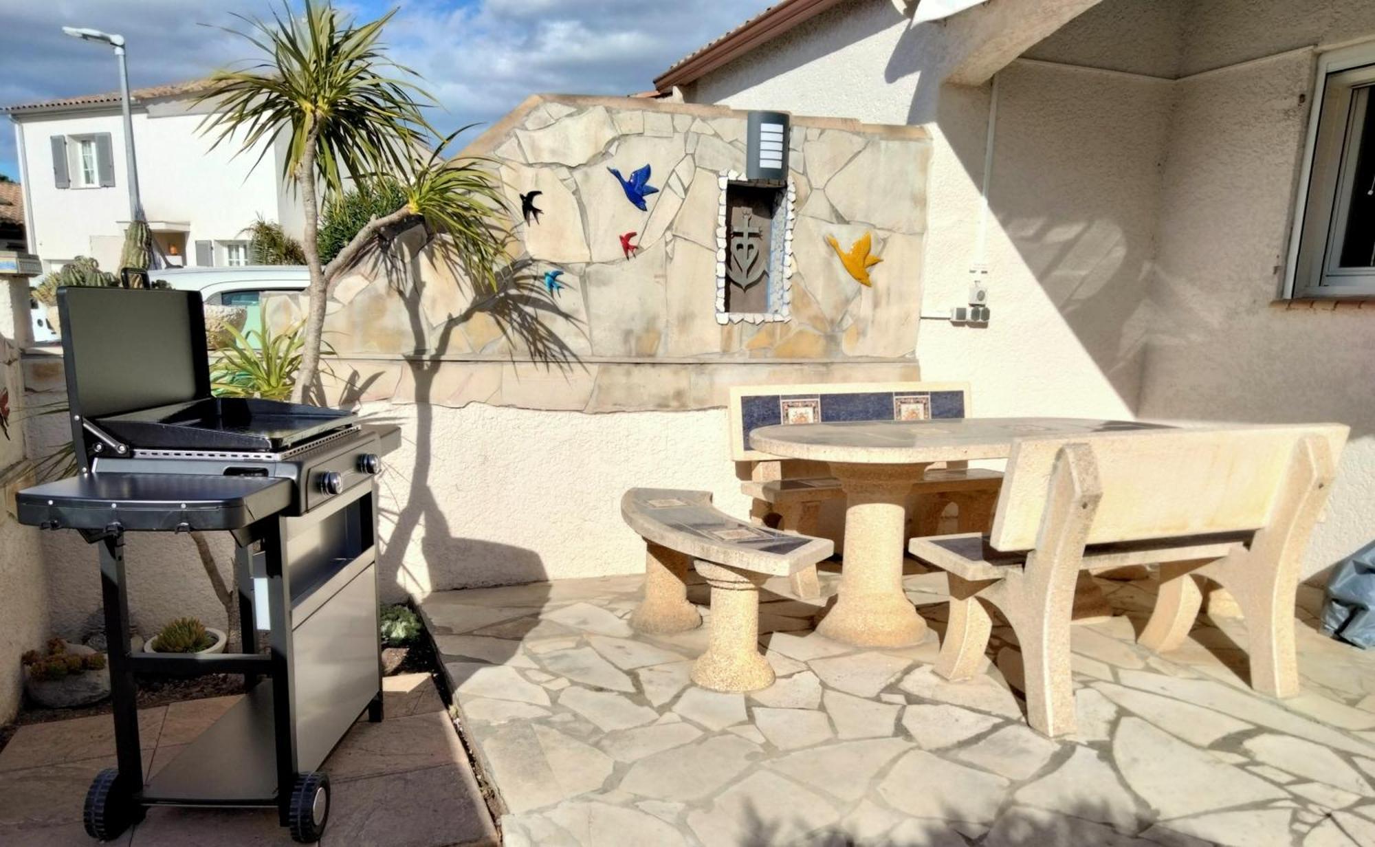 Maison 4 A 6 Pers Quartier Calme Tout Confort Aigues-Mortes Exterior foto